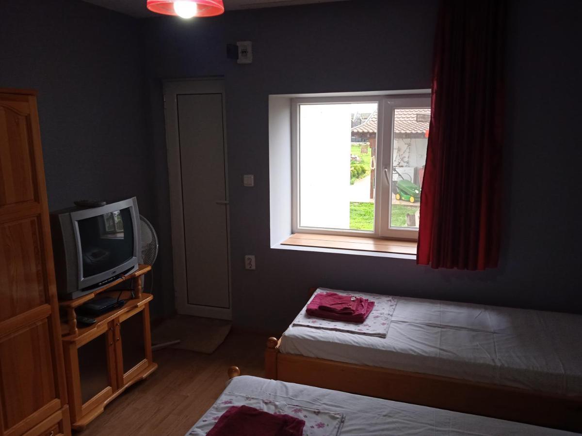 Hotel Draganov House Durankulak Esterno foto